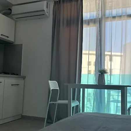 Апартаменты & Studiouri Amalin