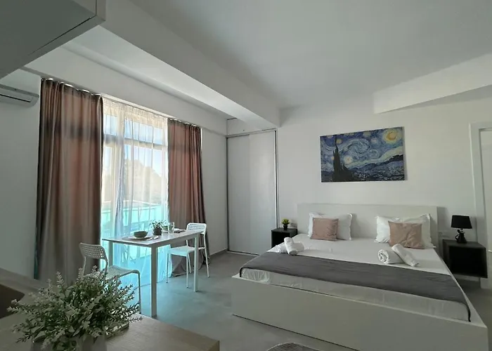& Studiouri Amalin Apartment