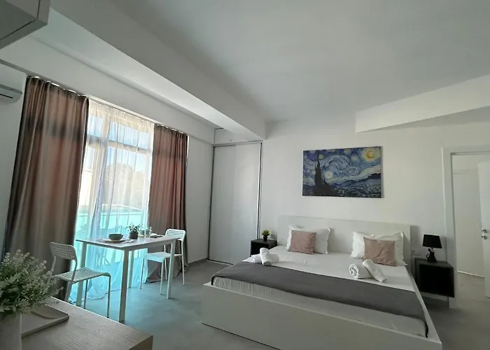 Apartment & Studiouri Amalin *