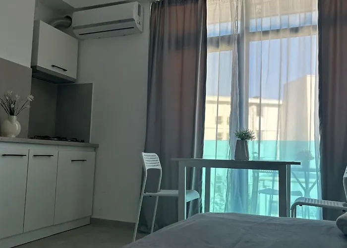 Apartment & Studiouri Amalin