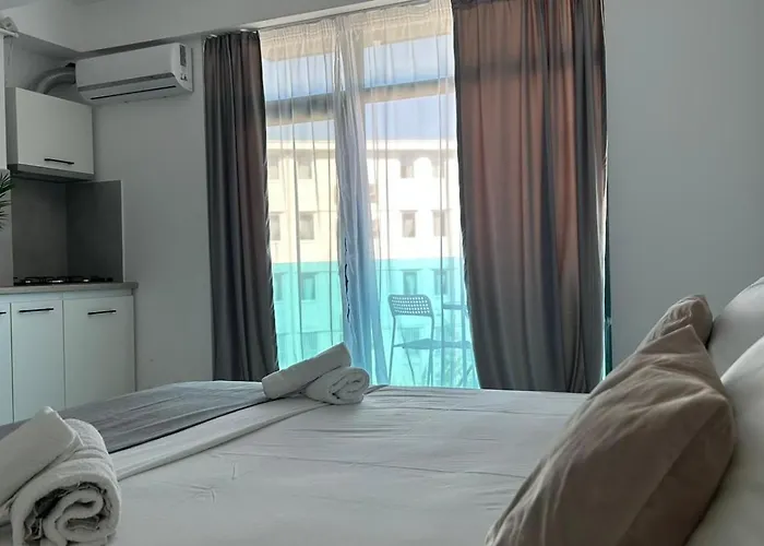 Apartment & Studiouri Amalin *